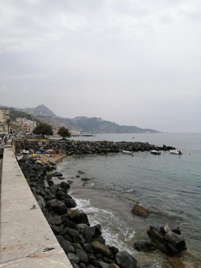 Marvin'S Home Giardini Naxos Luaran gambar